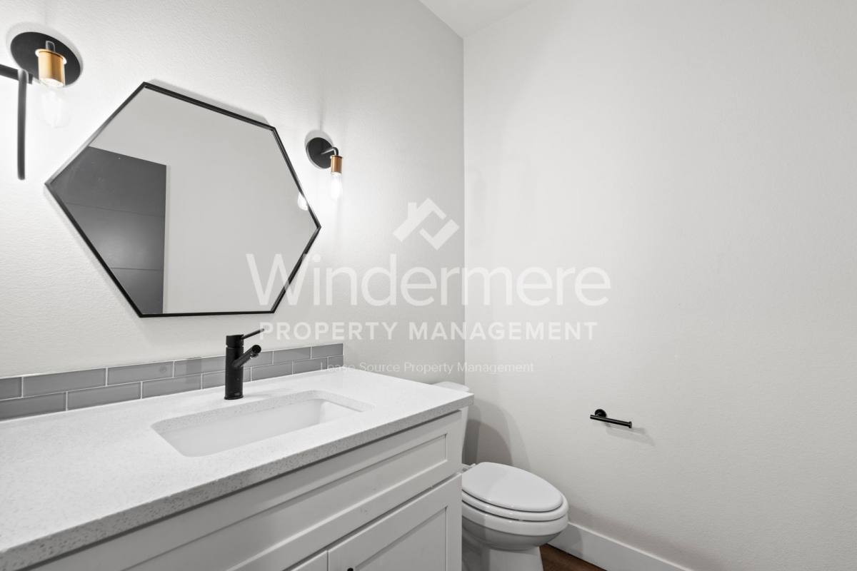 Apartment for rent at 18201 E 8th, Greenacres, WA 99016