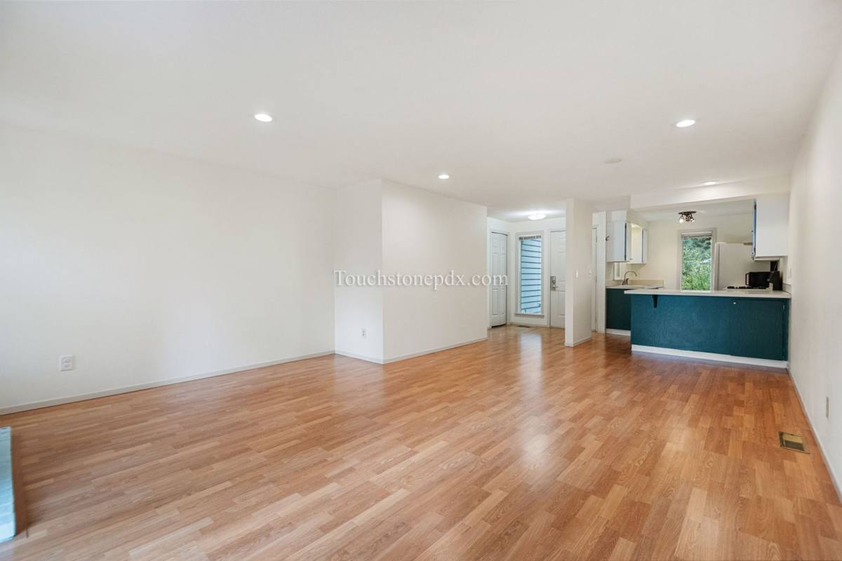 House for rent at 6330 SW 152nd Ave, Beaverton, OR 97007