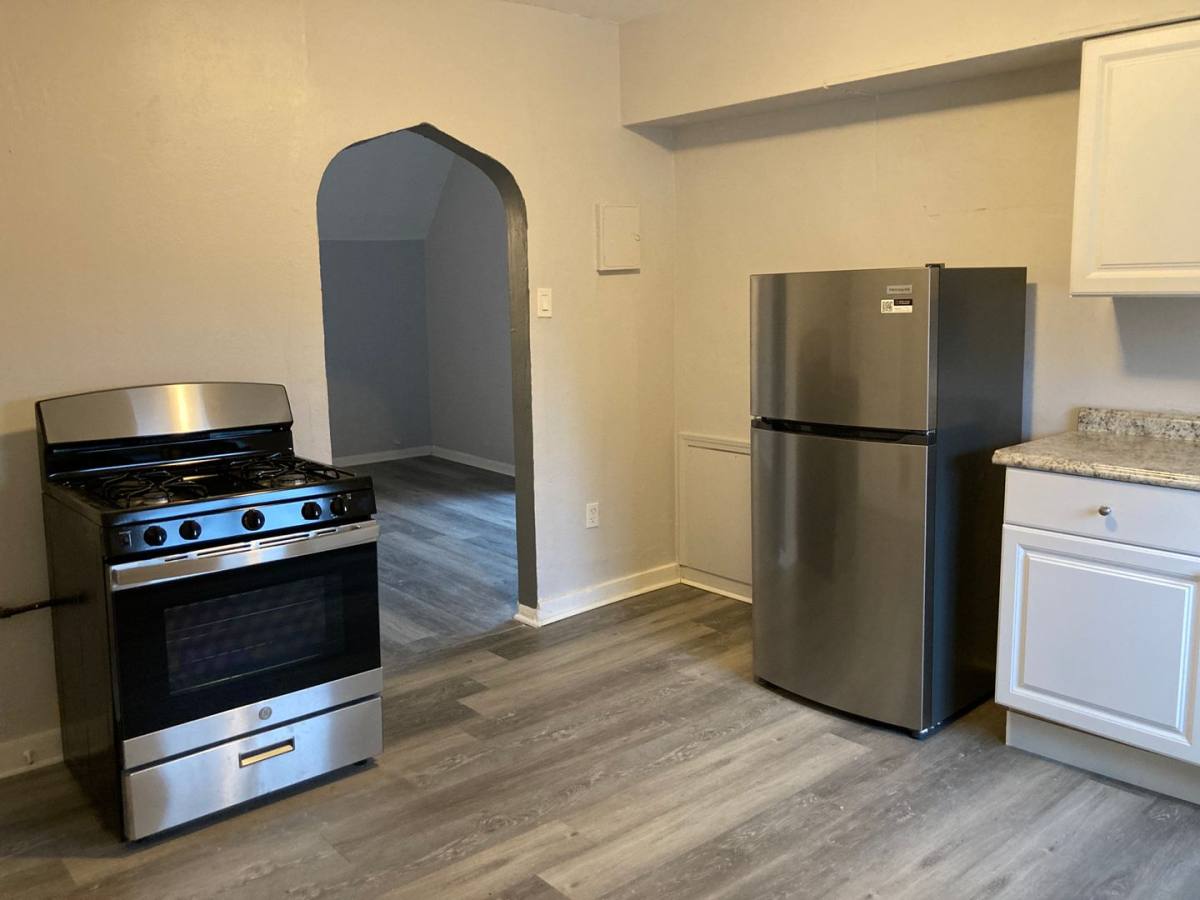 Apartment for rent at 1330-1332 Pritchard St, Pittsburgh, PA 15204