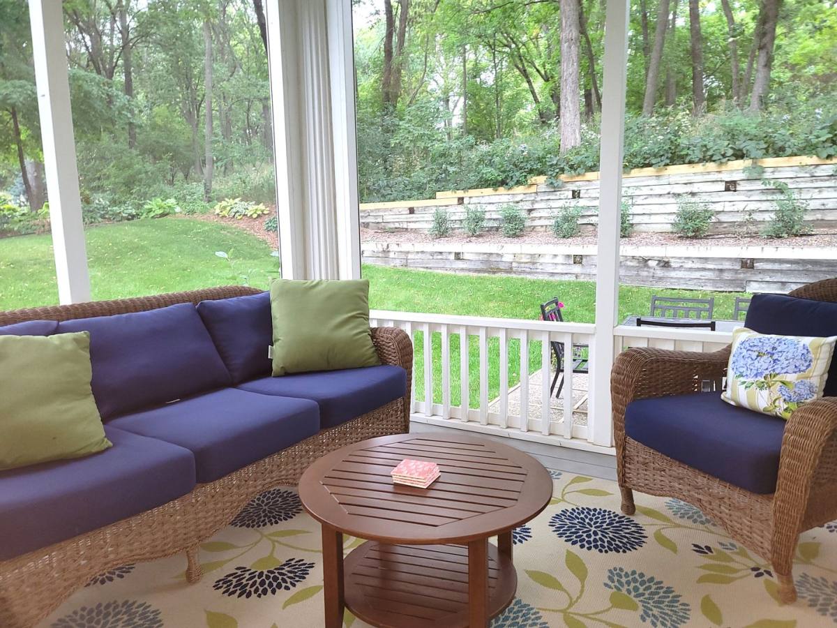 Townhouse for rent at 141 Edgewood Court, Wayzata, MN 55391