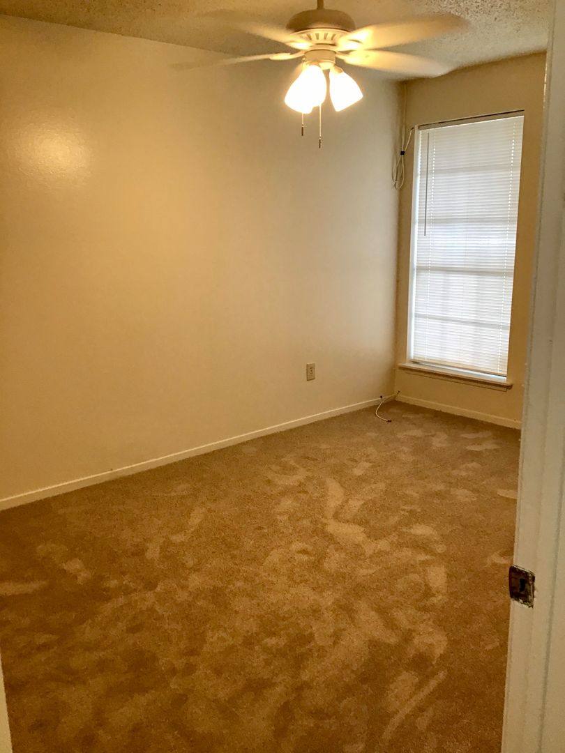 Apartment for rent at 9228 Florida Blvd 1-40, Baton Rouge, LA 70815