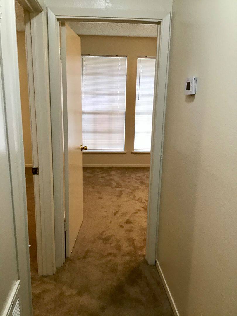 Apartment for rent at 9228 Florida Blvd 1-40, Baton Rouge, LA 70815