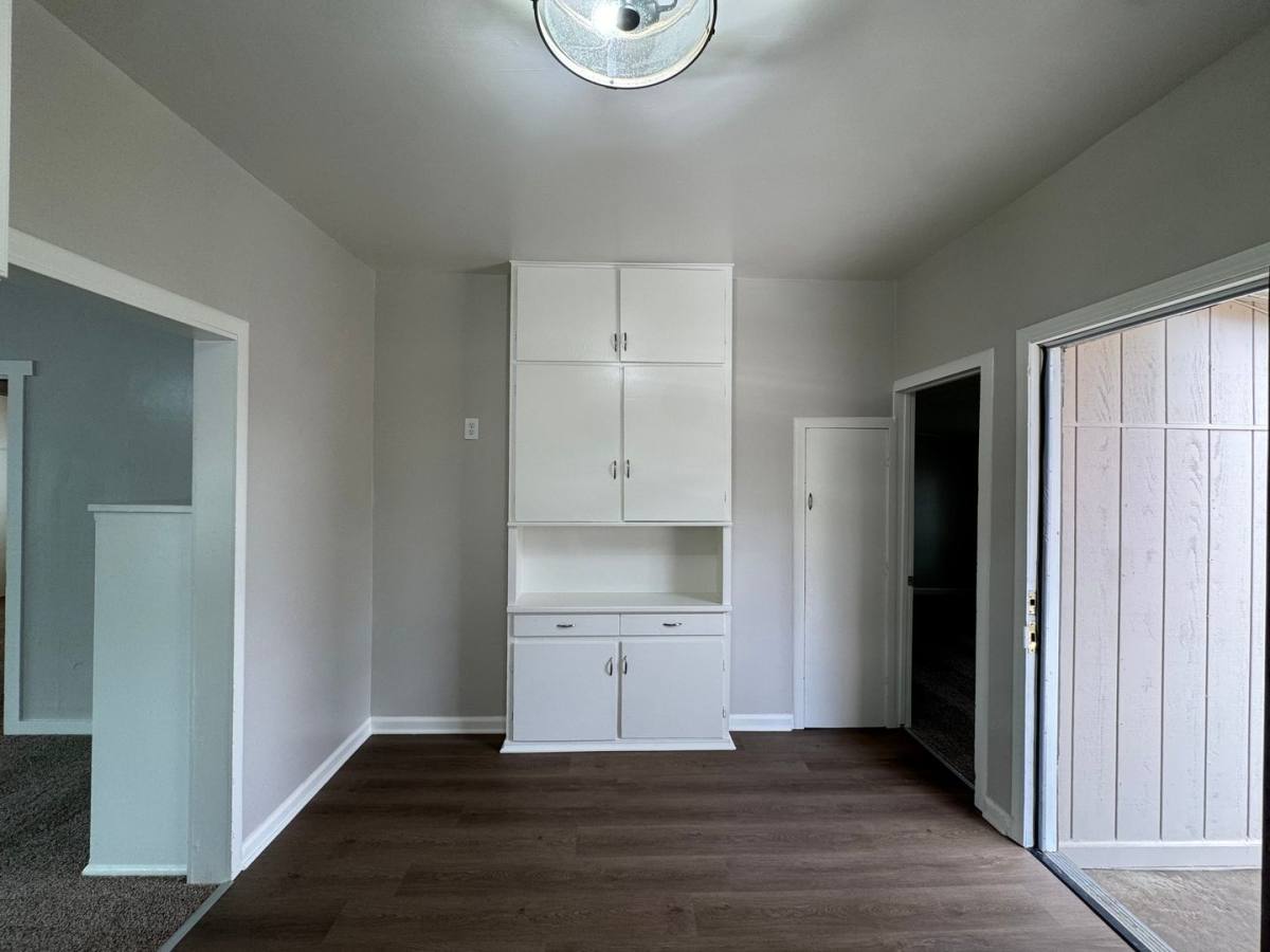 House for rent at 2022 Maple Ave, Bakersfield, CA 93304