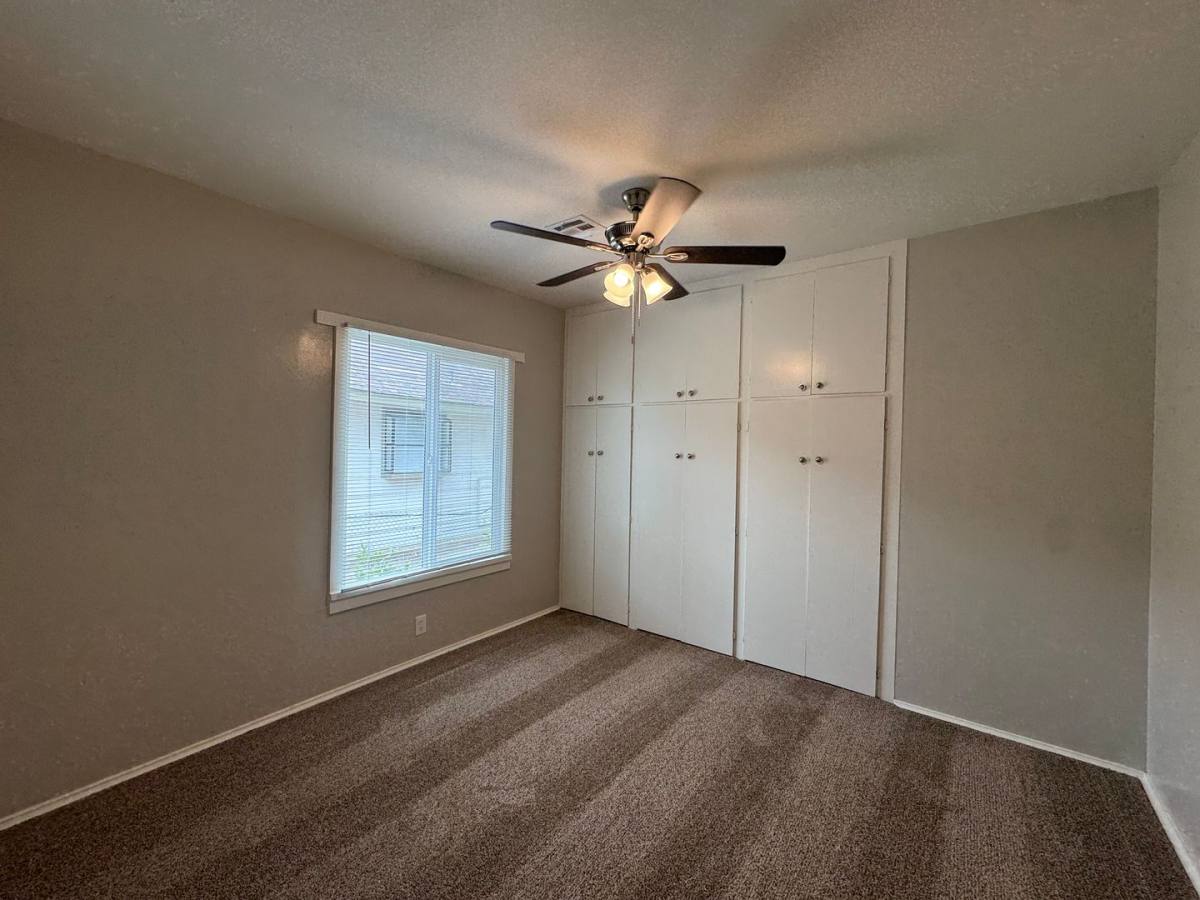 House for rent at 2022 Maple Ave, Bakersfield, CA 93304