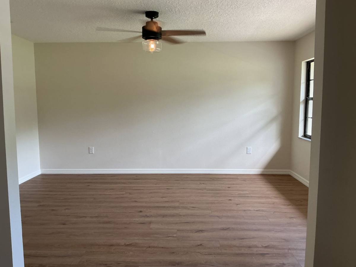 House for rent at 512 Poppell Dr, Lakeland, FL 33813