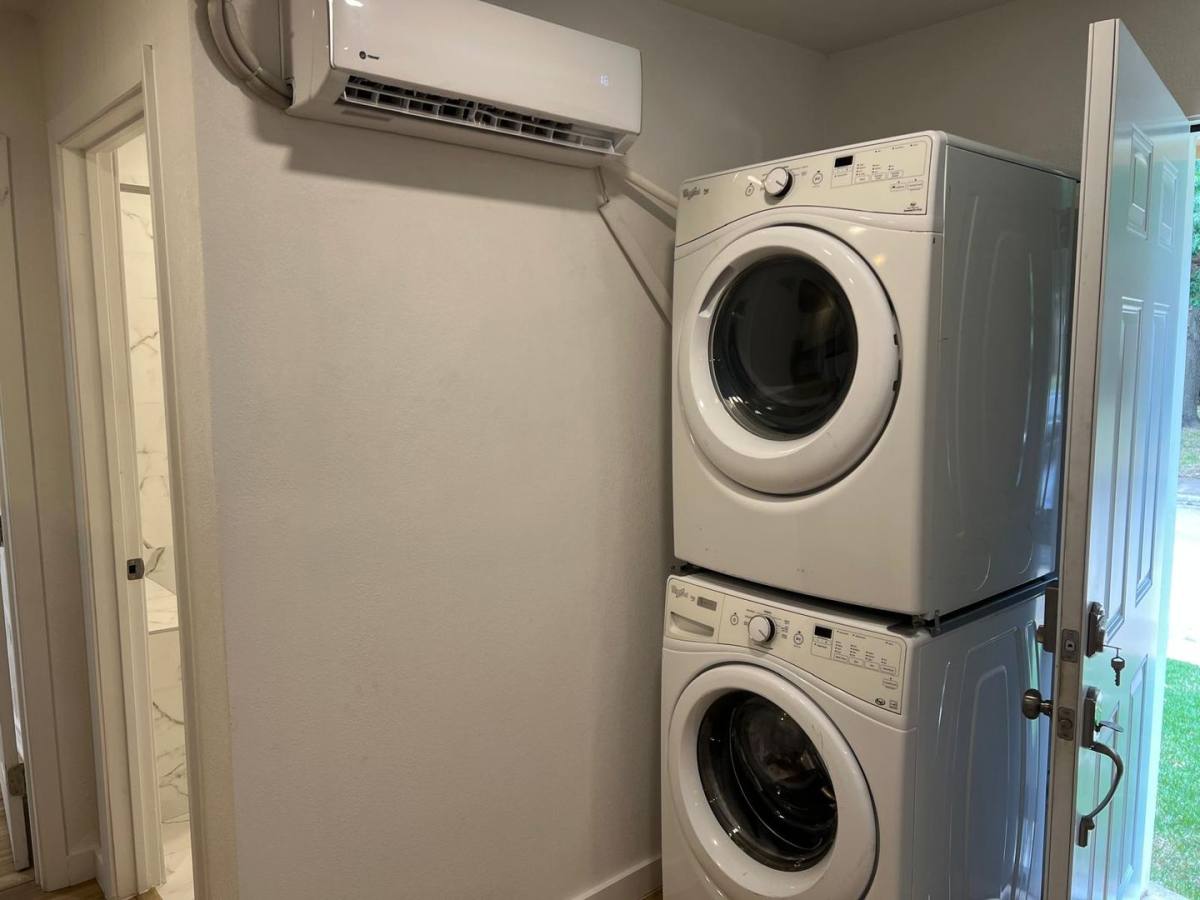 Apartment for rent at 4207 Ashmont Court, Dallas, TX 75287