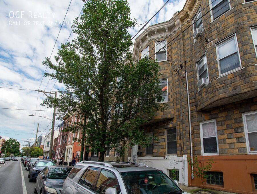 Apartment for rent at 616 Tasker St #2, Philadelphia, PA 19148