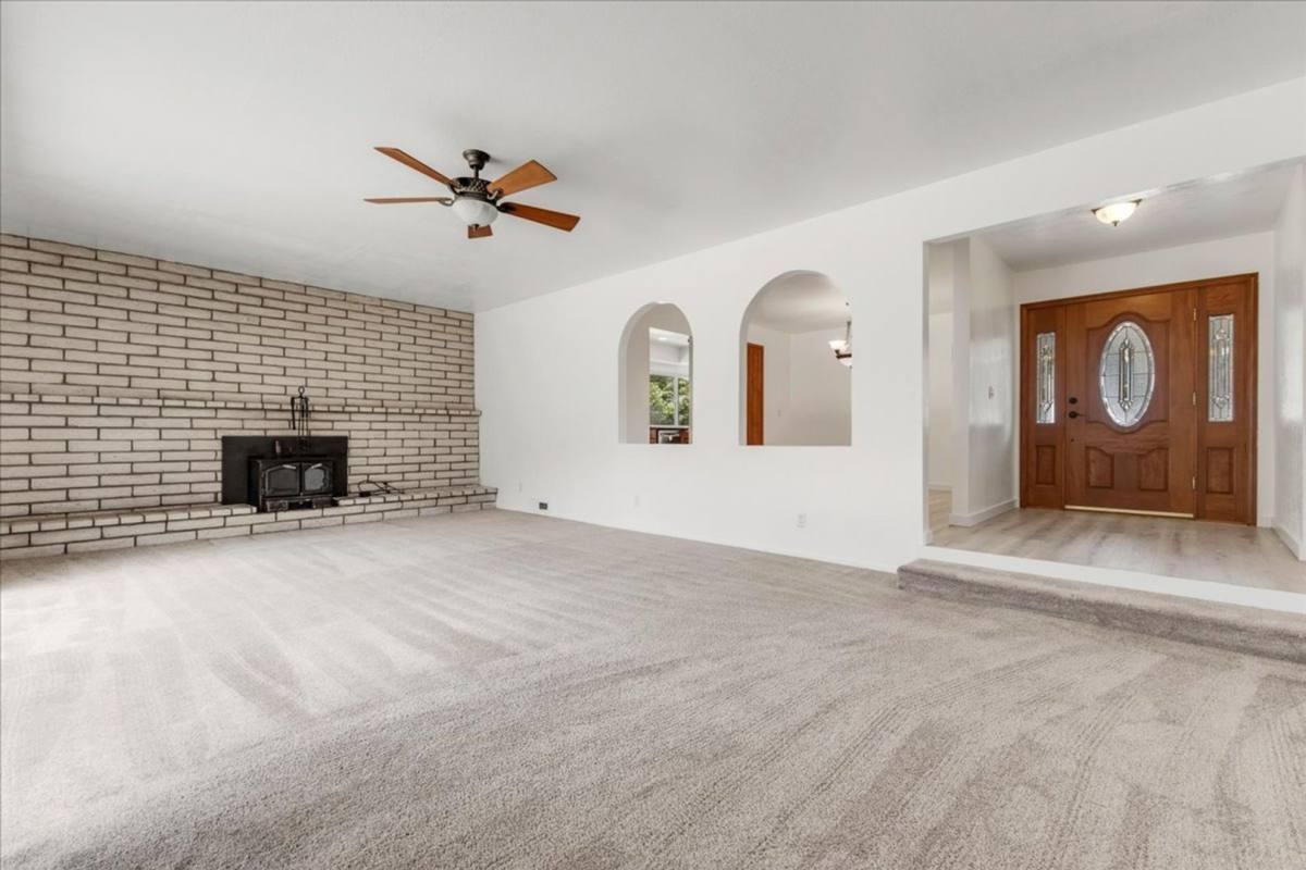 House for rent at 9520 Tan Oak Way, Salinas, CA 93907