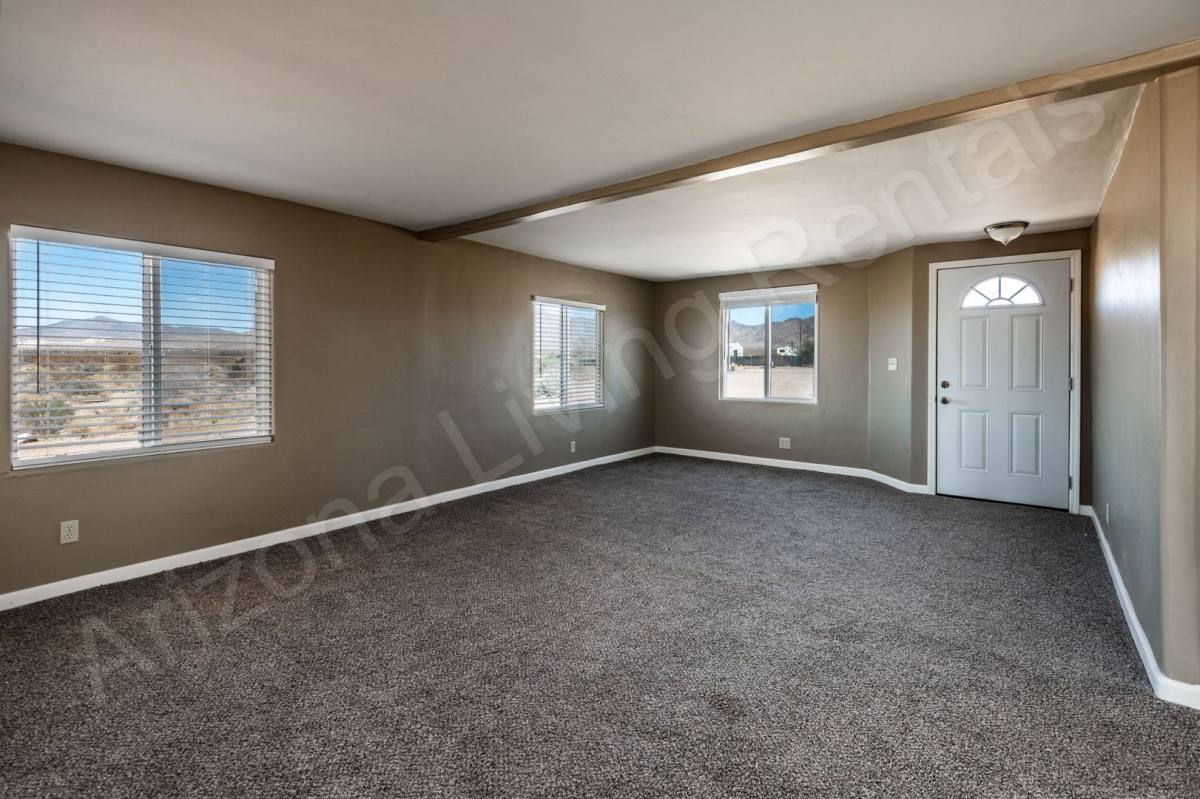 House for rent at 3939 N Aztec Rd, Golden Valley, AZ 86413