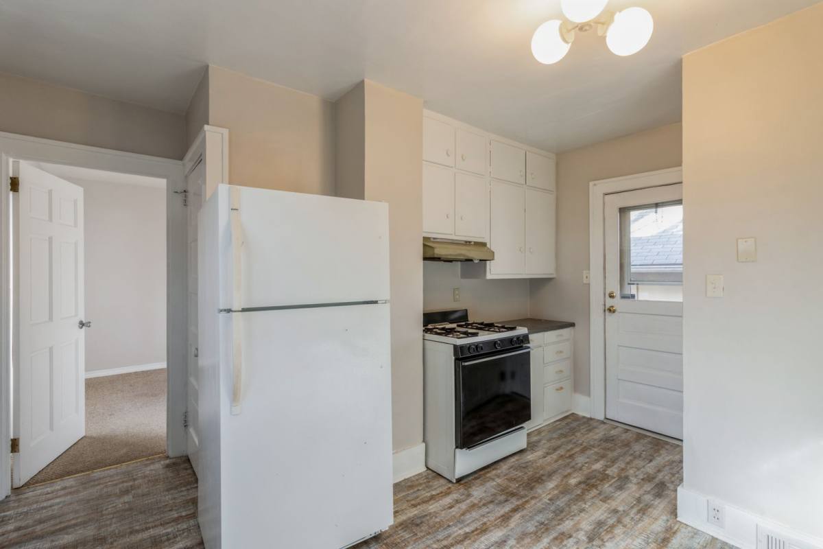 House for rent at 2002 34th St, Des Moines, IA 50310