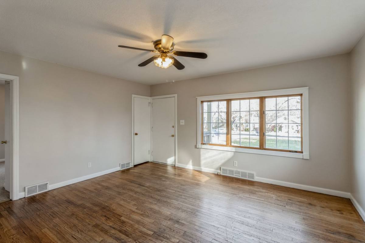 House for rent at 2002 34th St, Des Moines, IA 50310