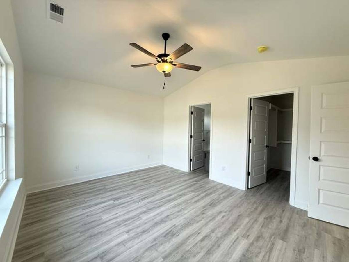 House for rent at 2102 Melanie Dr, Springfield, TN 37172