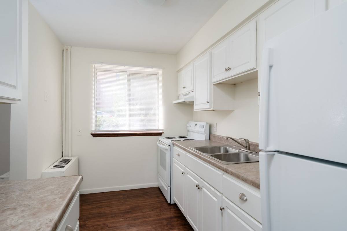 Apartment for rent at 2001 Bryant Ave S, Minneapolis, MN 55405