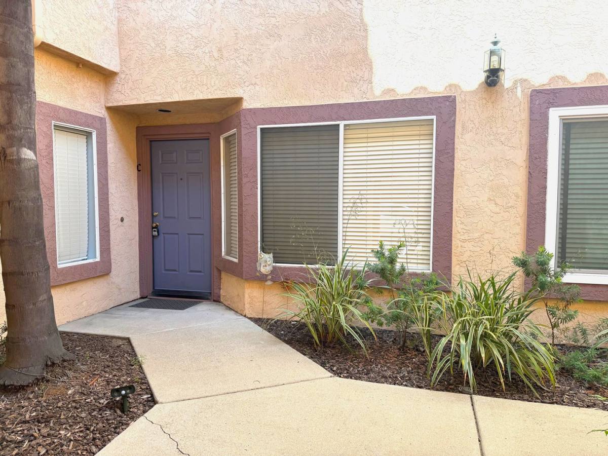 Townhouse for rent at 11380 Via Rancho San Diego, El Cajon, CA 92019