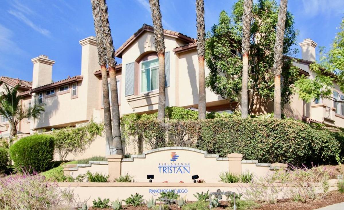 Townhouse for rent at 11380 Via Rancho San Diego, El Cajon, CA 92019