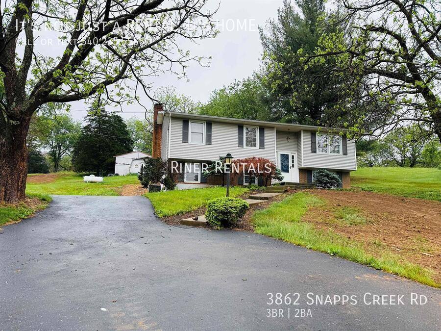 House for rent at 3862 Snapps Creek Rd, Harrisonburg, VA 22802
