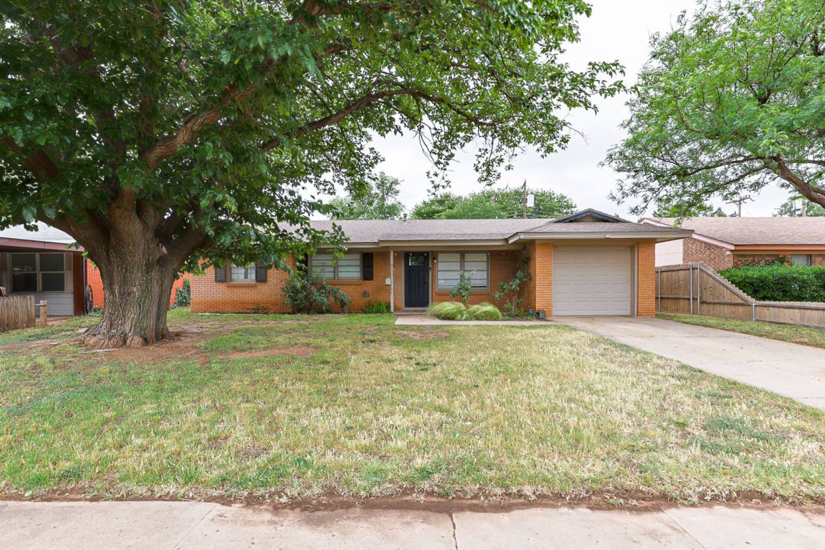House for rent at 406 Bangor Ave, Lubbock, TX 79406