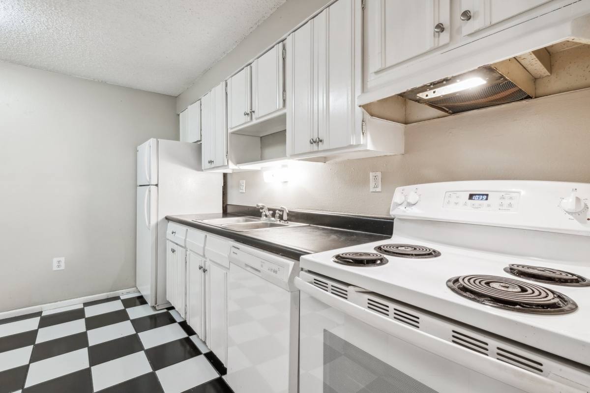 Apartment for rent at 1350 Lafayette St #203, Denver, CO 80218