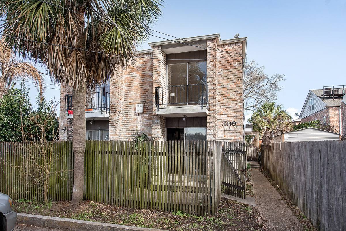 Apartment for rent at 309 -311 Lilac, Metairie, LA 70005