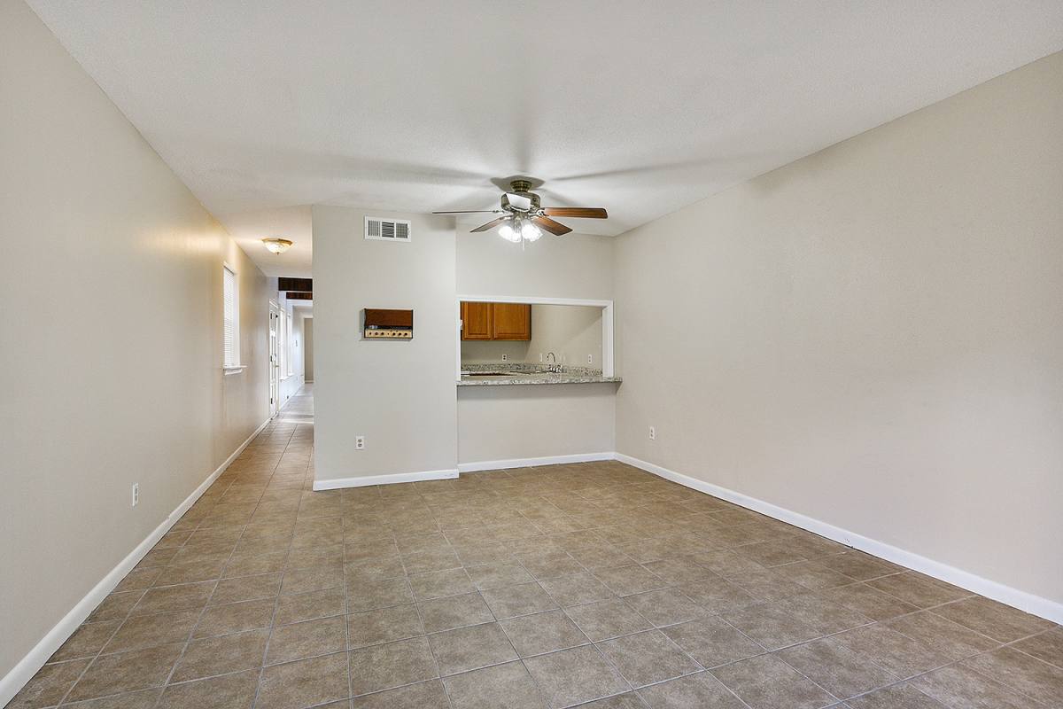 Apartment for rent at 309 -311 Lilac, Metairie, LA 70005