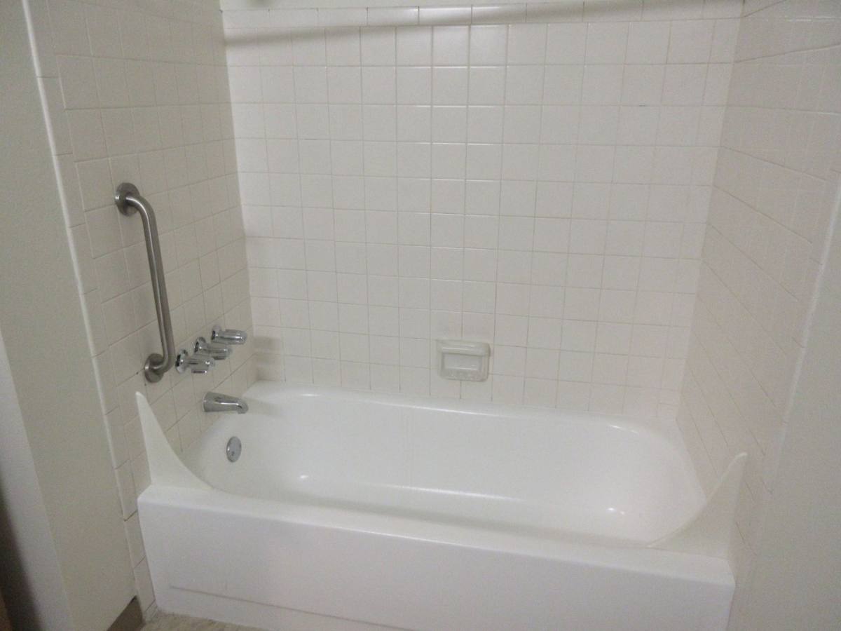 Apartment for rent at 2785 High St SE, Salem, OR 97302