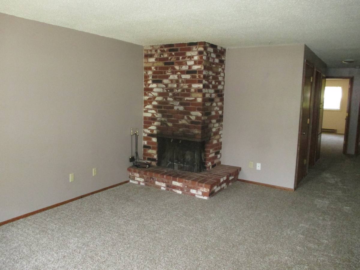 Apartment for rent at 2785 High St SE, Salem, OR 97302