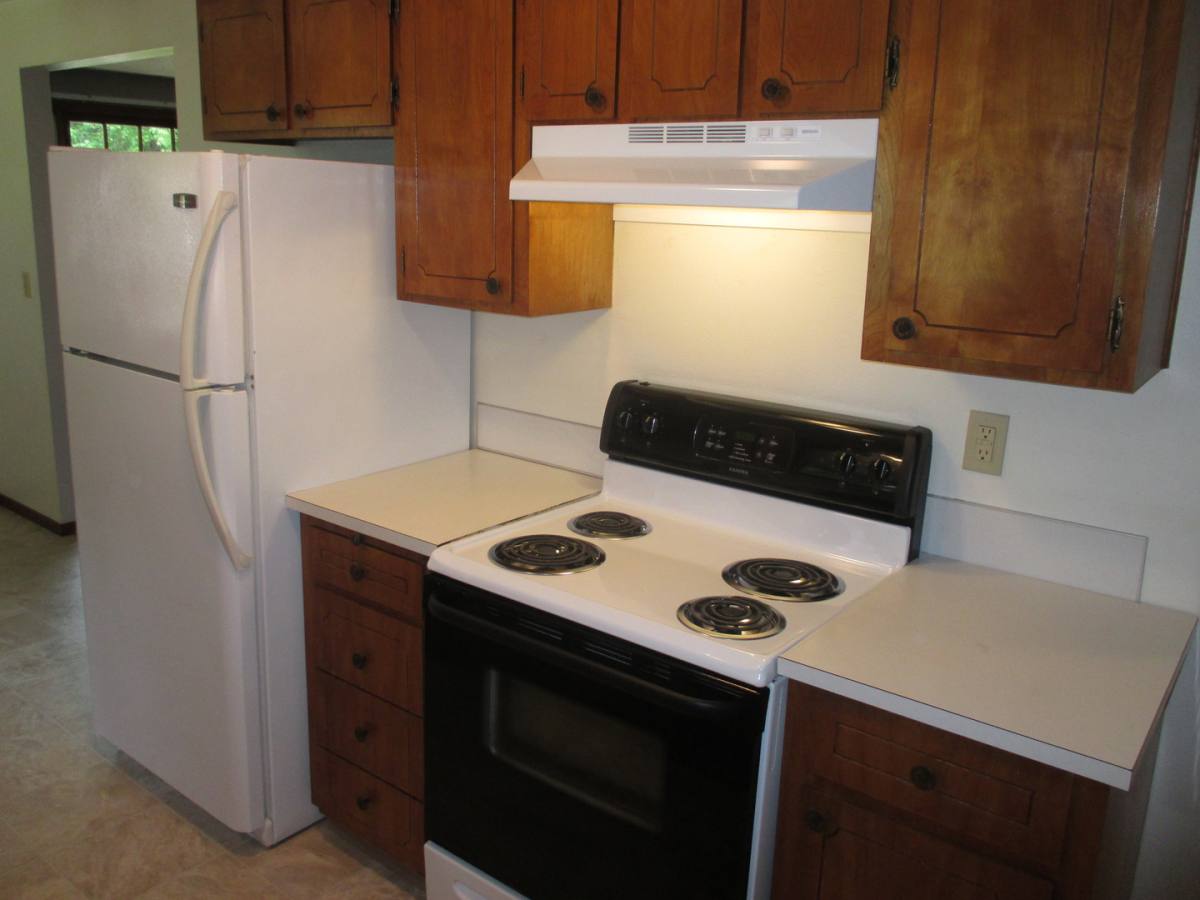 Apartment for rent at 2785 High St SE, Salem, OR 97302