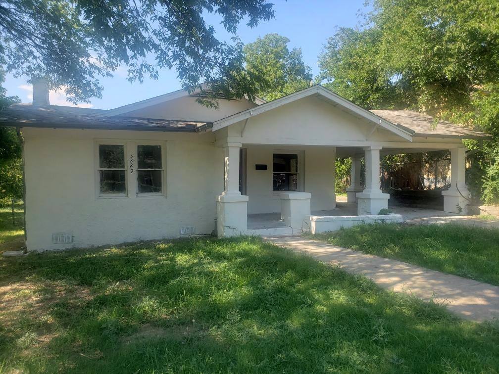House for rent at 3229 Denman, Fort Worth, TX 76119