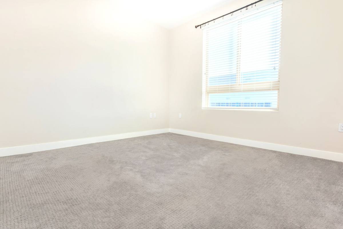 Apartment for rent at 11055 Cumpston St, North Hollywood, CA 91601