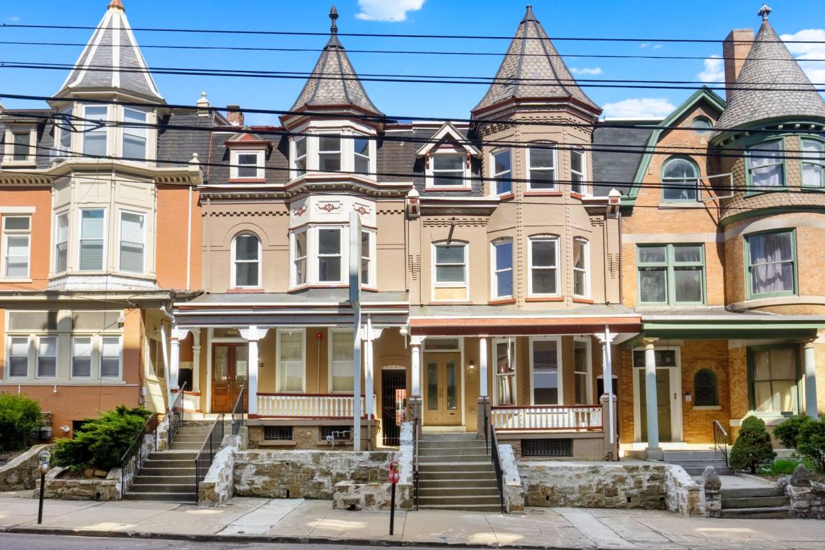 Apartment for rent at 827-829 W Linden St, Allentown, PA 18102