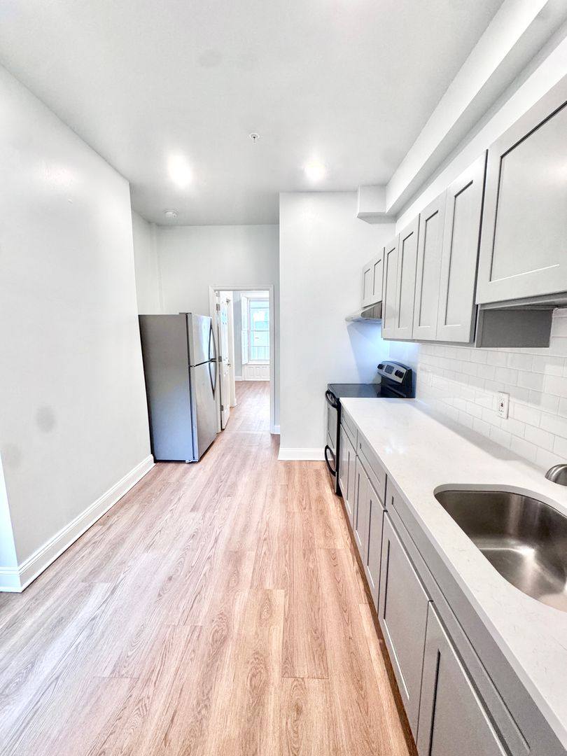Apartment for rent at 827-829 W Linden St, Allentown, PA 18102