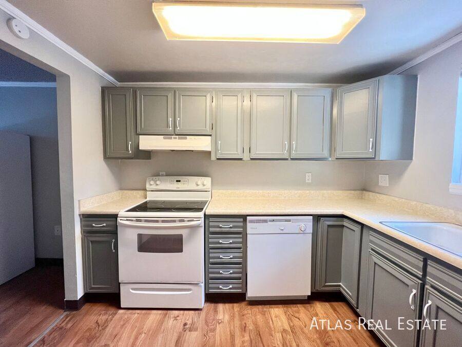 Apartment for rent at 459 El Paso Blvd #I, Manitou Springs, CO 80829