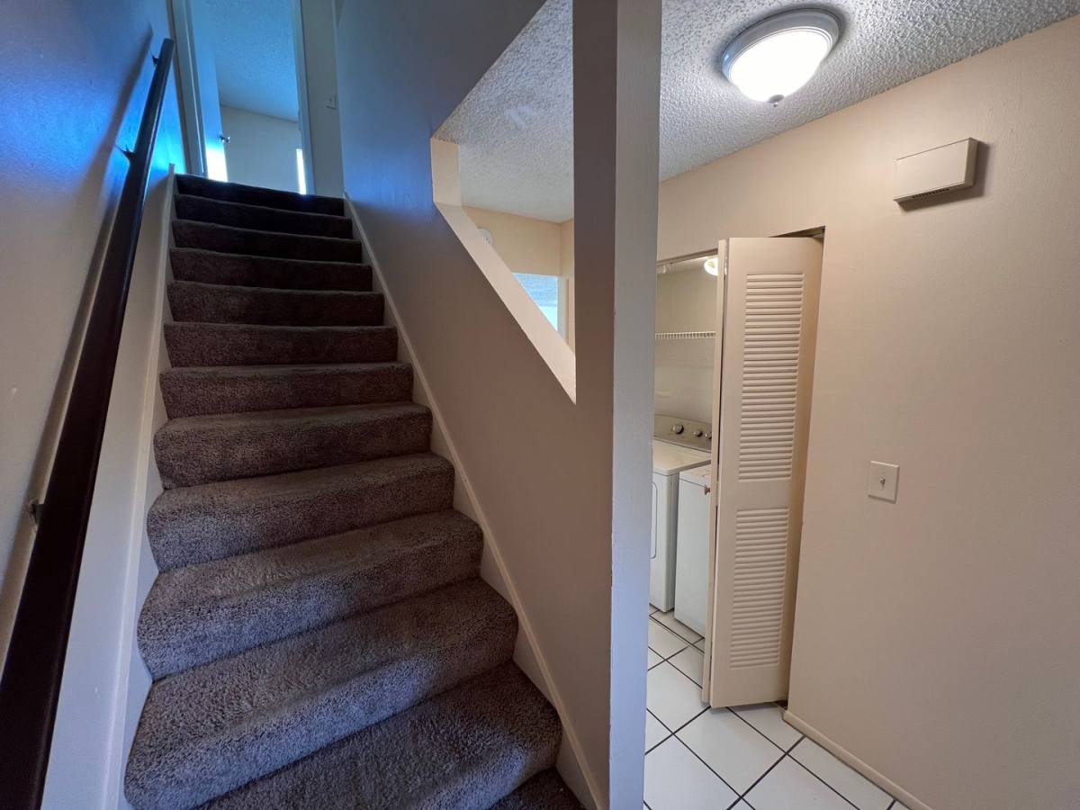 Apartment for rent at 12114 Napiers Circle, Orlando, FL 32826