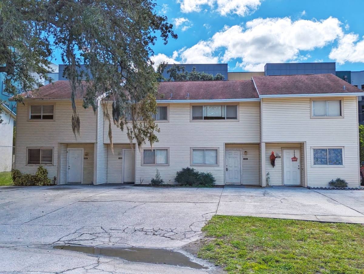 Apartment for rent at 12114 Napiers Circle, Orlando, FL 32826
