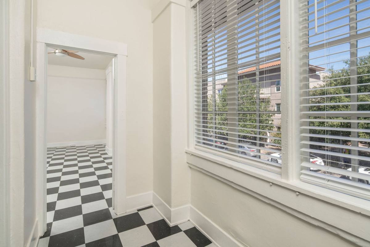 Apartment for rent at 845 N 2nd Ave, Phoenix, AZ 85003