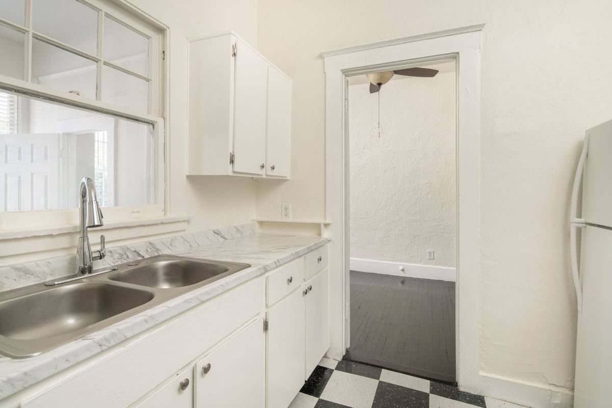 Apartment for rent at 845 N 2nd Ave, Phoenix, AZ 85003