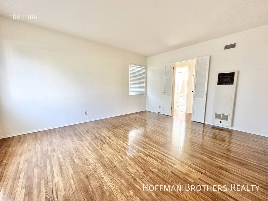 Apartment for rent at 5619 W Jefferson Blvd #3, Los Angeles, CA 90016