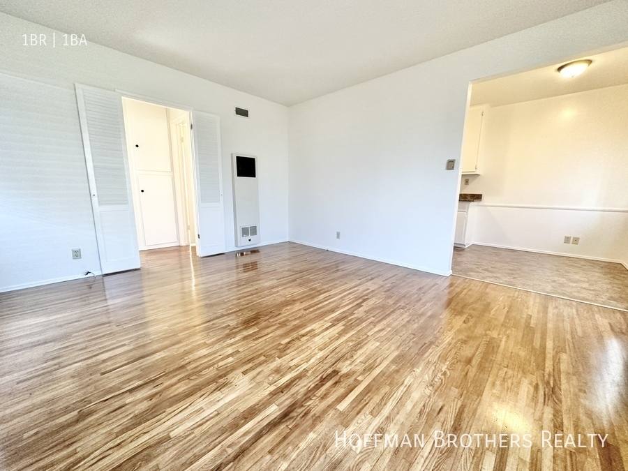 Apartment for rent at 5619 W Jefferson Blvd #3, Los Angeles, CA 90016