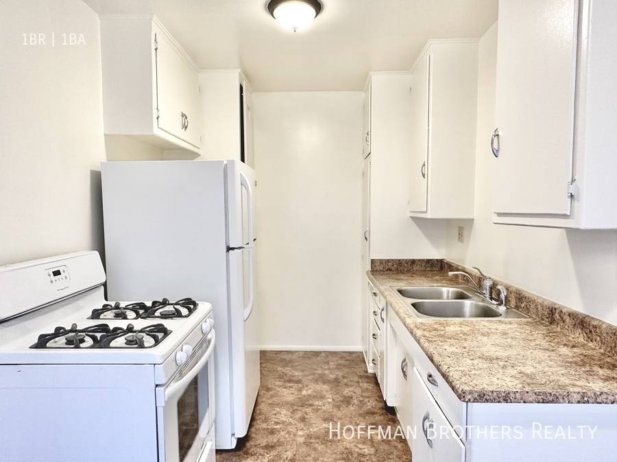Apartment for rent at 5619 W Jefferson Blvd #3, Los Angeles, CA 90016
