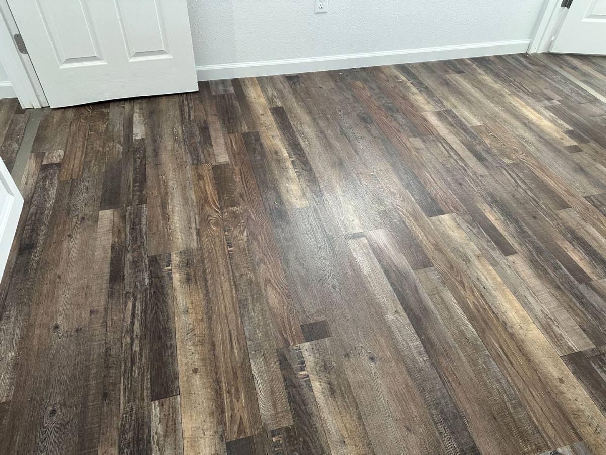 Apartment for rent at 921 E 4th St, Laurel, MT 59044