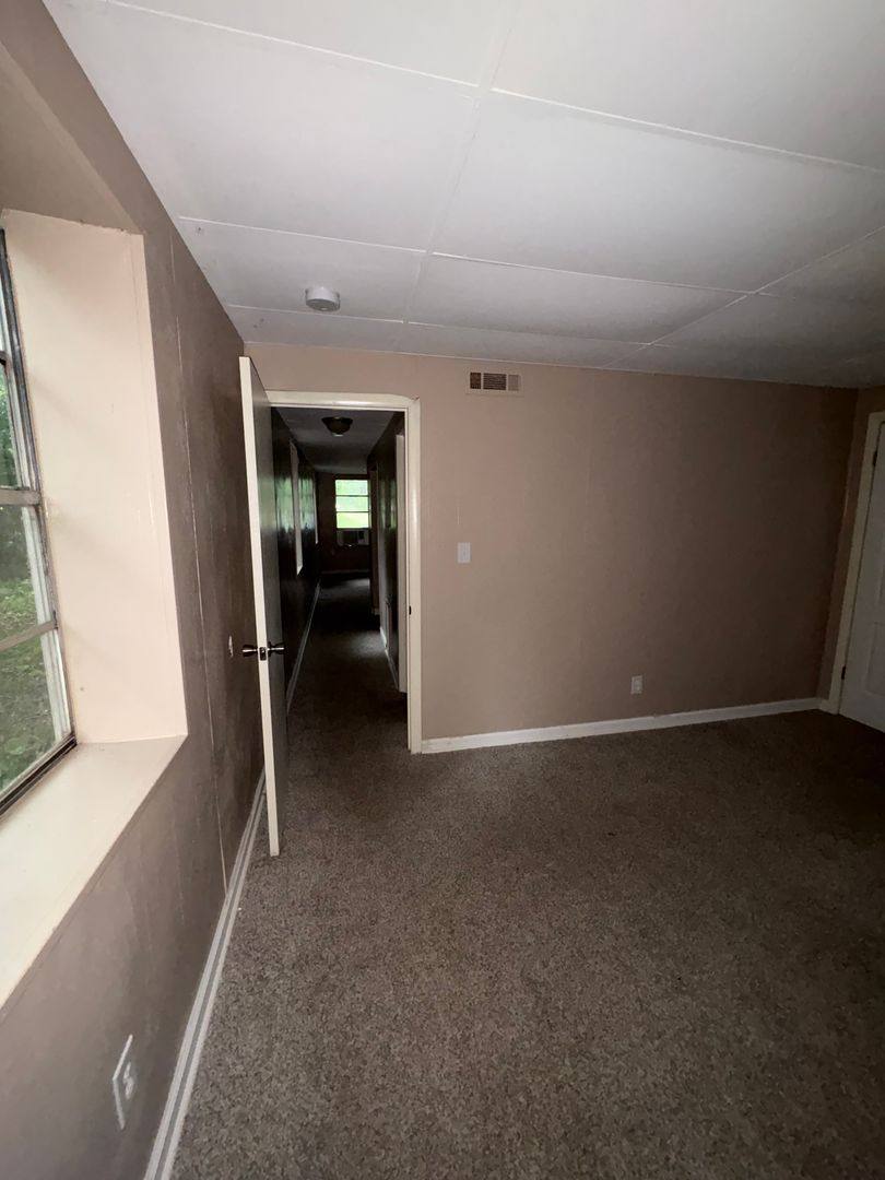 Apartment for rent at 1129 N Three Notch St, Troy, AL 36081
