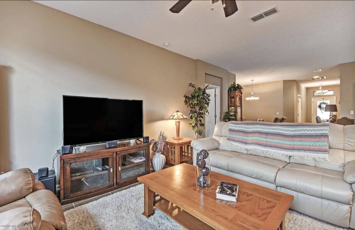 House for rent at 685 Tree Swallow Court, Jacksonville, FL 32218