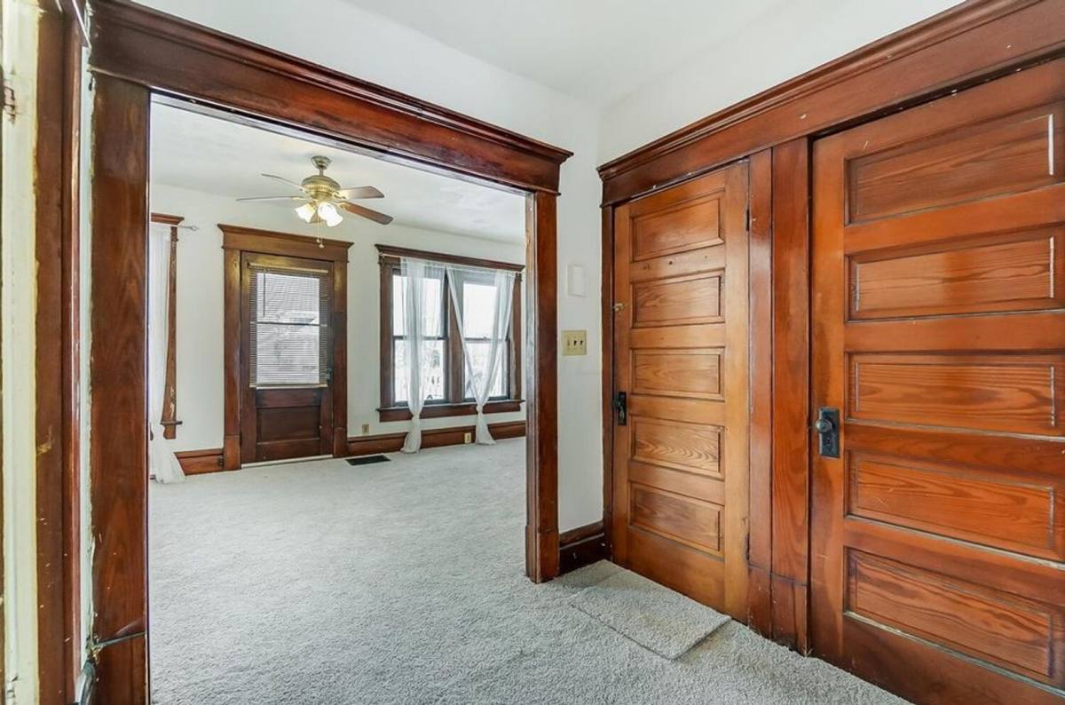Apartment for rent at 888-890 Studer Ave, Columbus, OH 43206