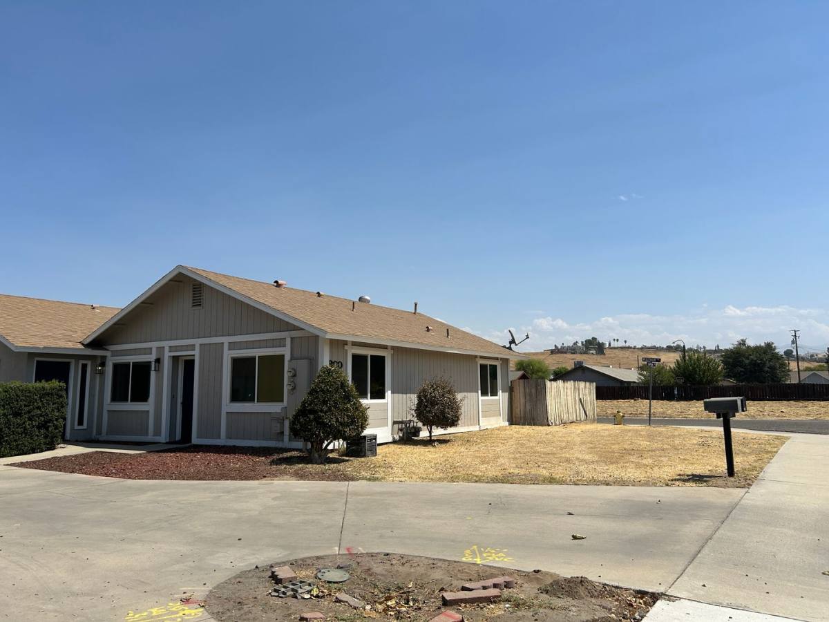 Apartment for rent at 900 Lavida Lane, Porterville, CA 93257