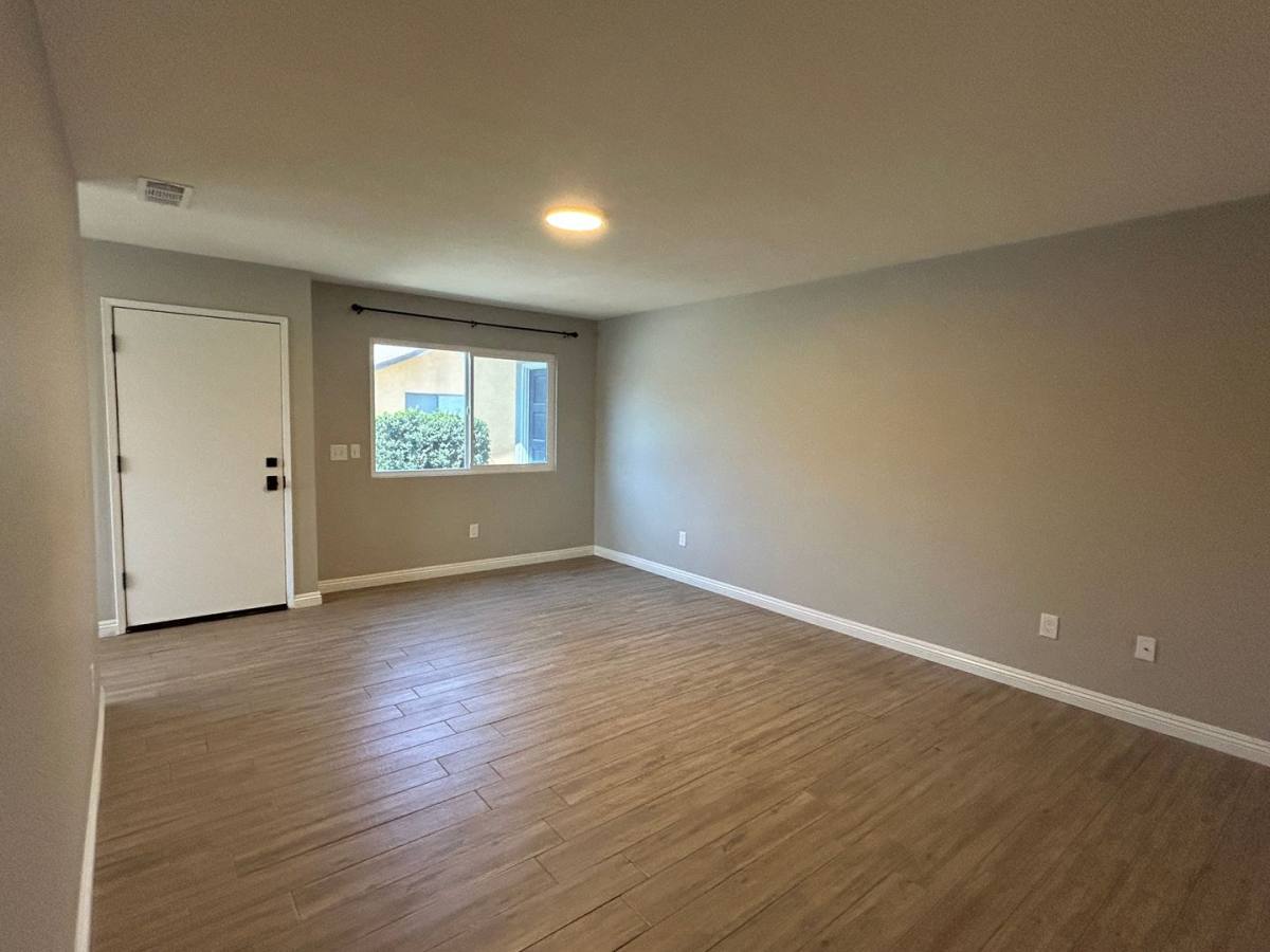 Apartment for rent at 900 Lavida Lane, Porterville, CA 93257
