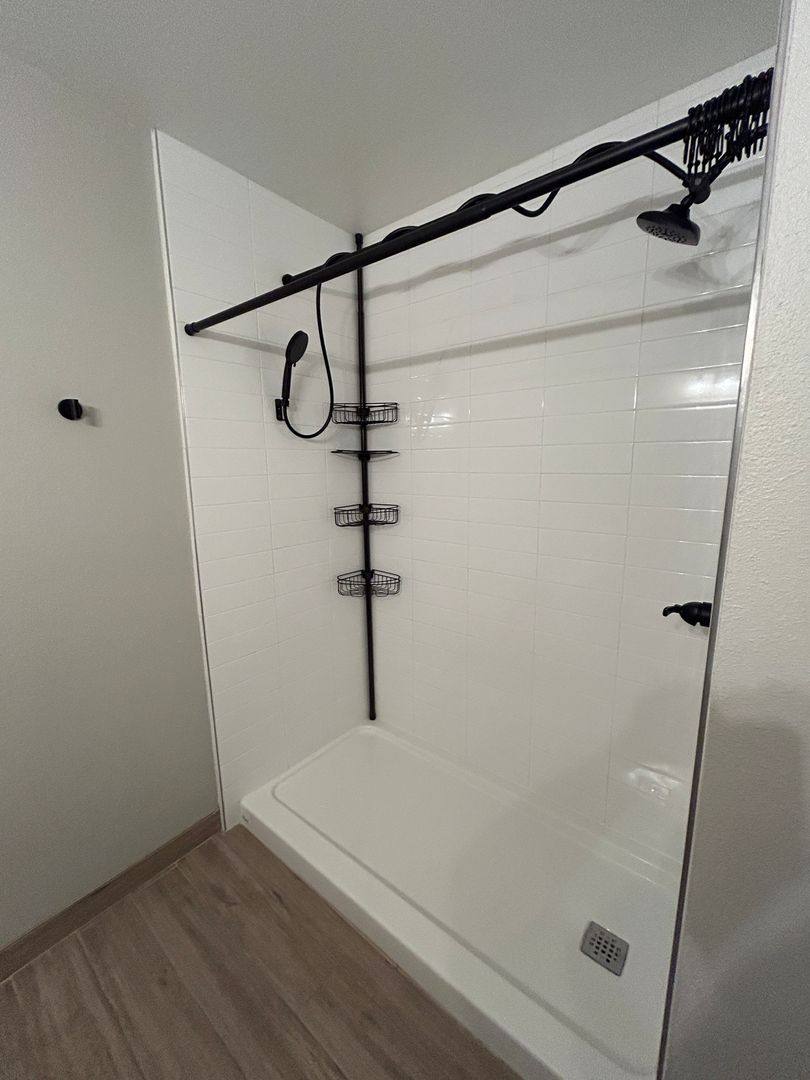 Apartment for rent at 900 Lavida Lane, Porterville, CA 93257