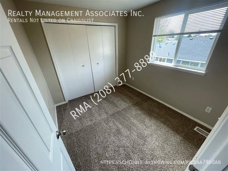 House for rent at 1339 W Sandalwood Dr, Meridian, ID 83646