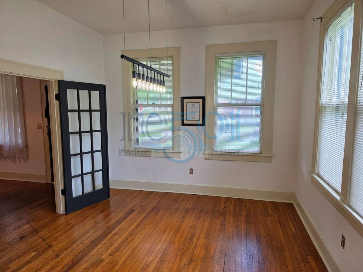 House for rent at 301 W 5th St, North Little Rock, AR 72114