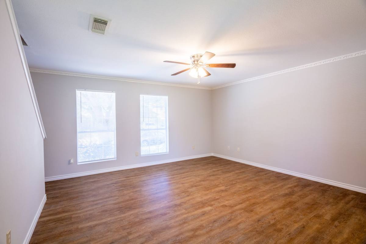 House for rent at 19714 Shores Edge Dr, Tomball, TX 77375
