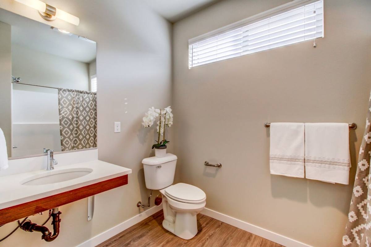 Apartment for rent at 337, 331 NE, Beaverton, OR 97006